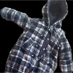 0-3 months ⭐HP⭐ Baby Snow suit 👶 🥰